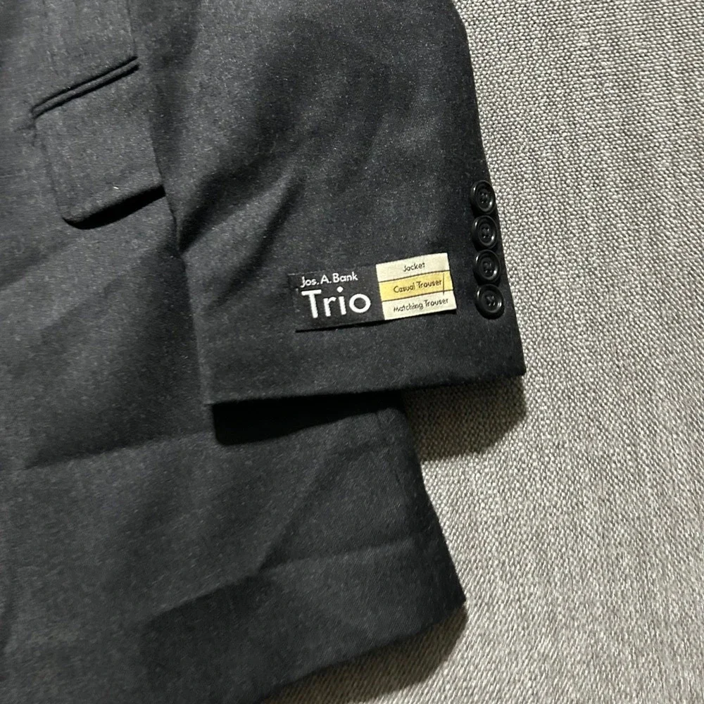 Jos. A. Bank Blazer Mens 41R Charcoal Gray 100% Wool 2-Button Trio Sport Coat